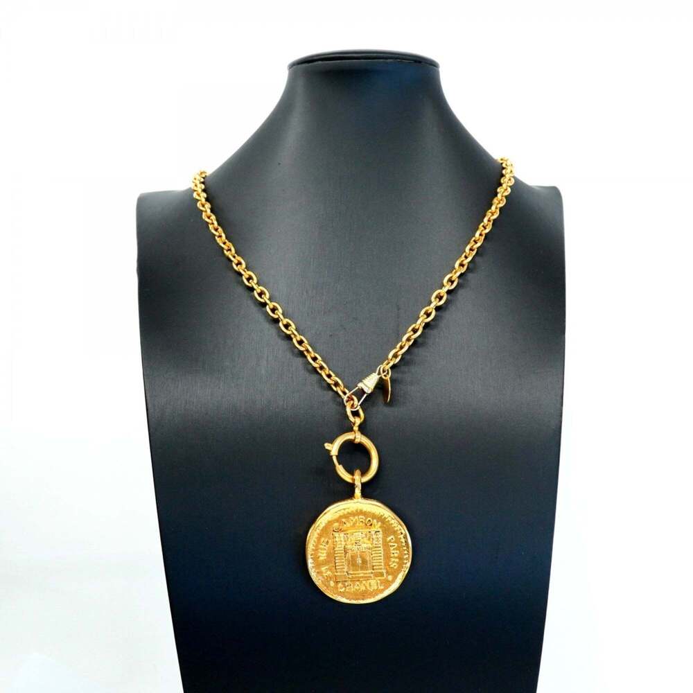 CHANEL Gold Necklace - Picture 6 of 8